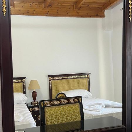 Windmill Shkodra Gesthouse Camping & Grill Exterior photo