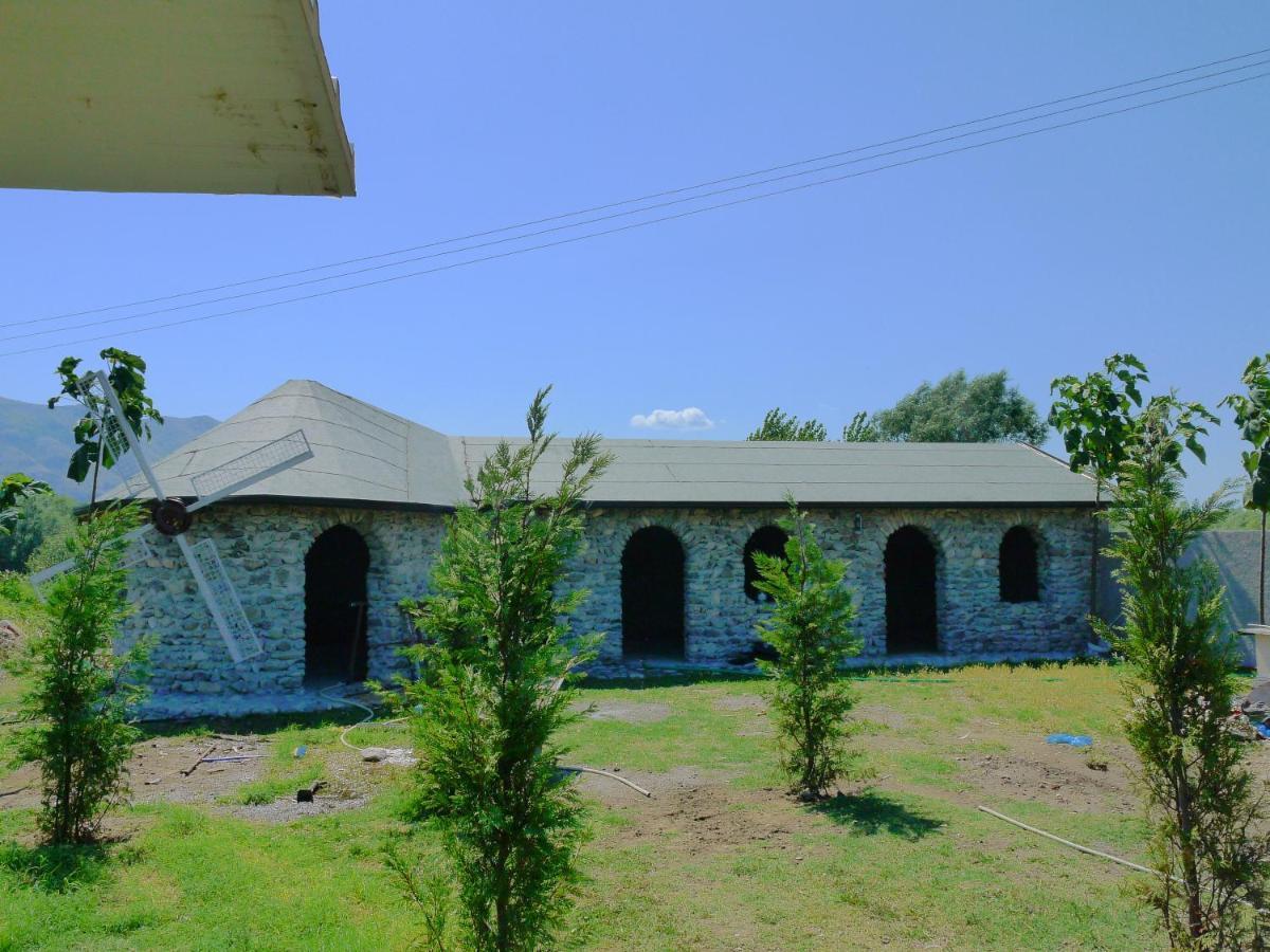 Windmill Shkodra Gesthouse Camping & Grill Exterior photo