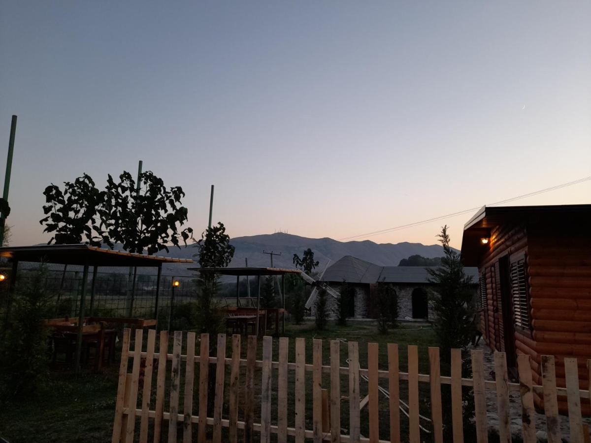 Windmill Shkodra Gesthouse Camping & Grill Exterior photo